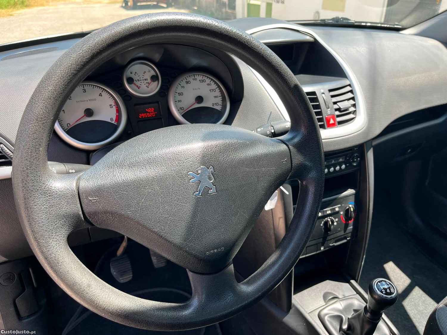 Peugeot 207 1.4 HDI — fotografia 5