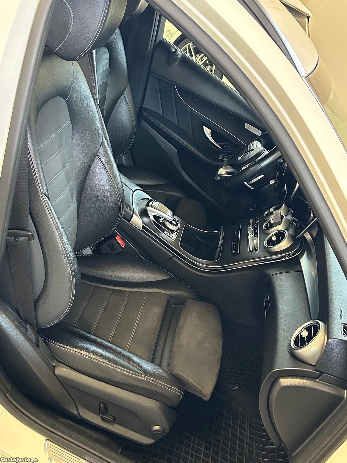 Mercedes-Benz C 300 de T AMG — fotografia 4