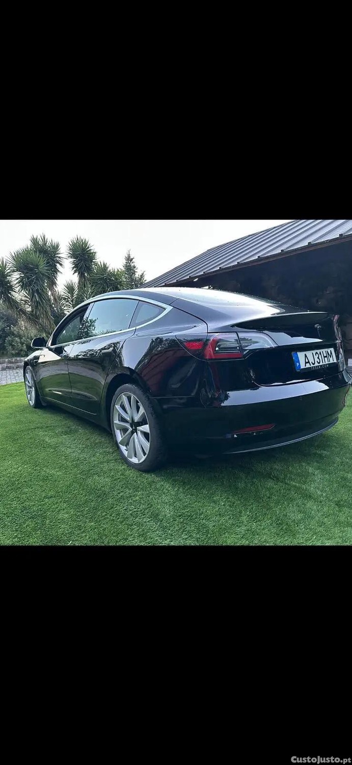 Tesla Model 3 Long Range AWD Dual Motor — fotografia 14