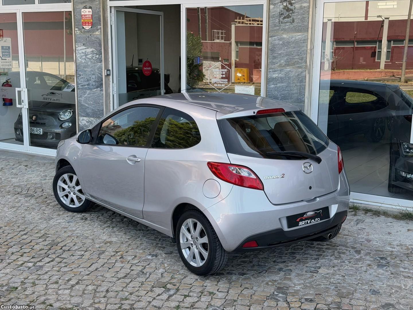 Mazda 2 1.3 MZR Comfort — fotografia 20