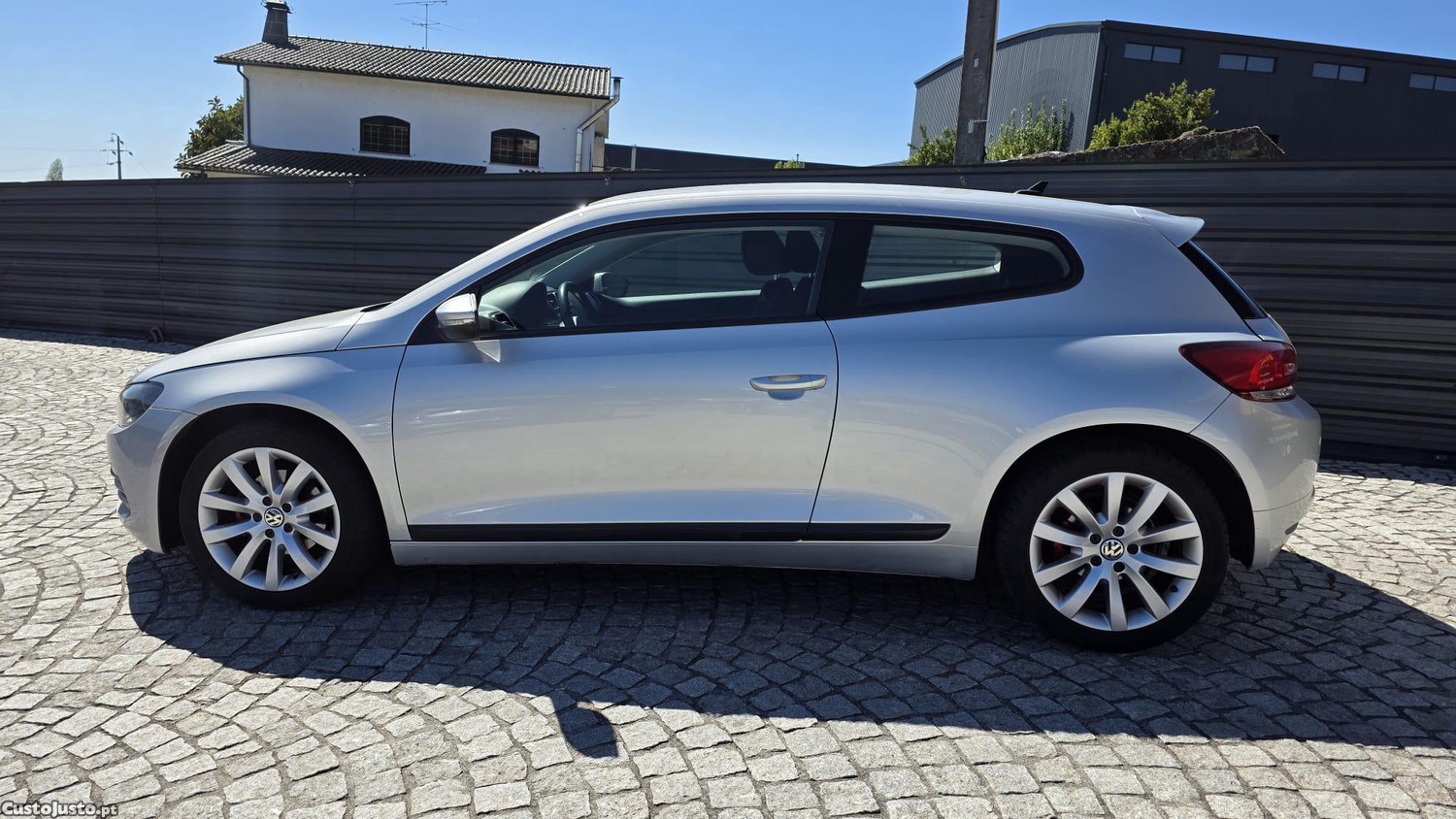 VW Scirocco 2.0 TDI Sport — photo 2