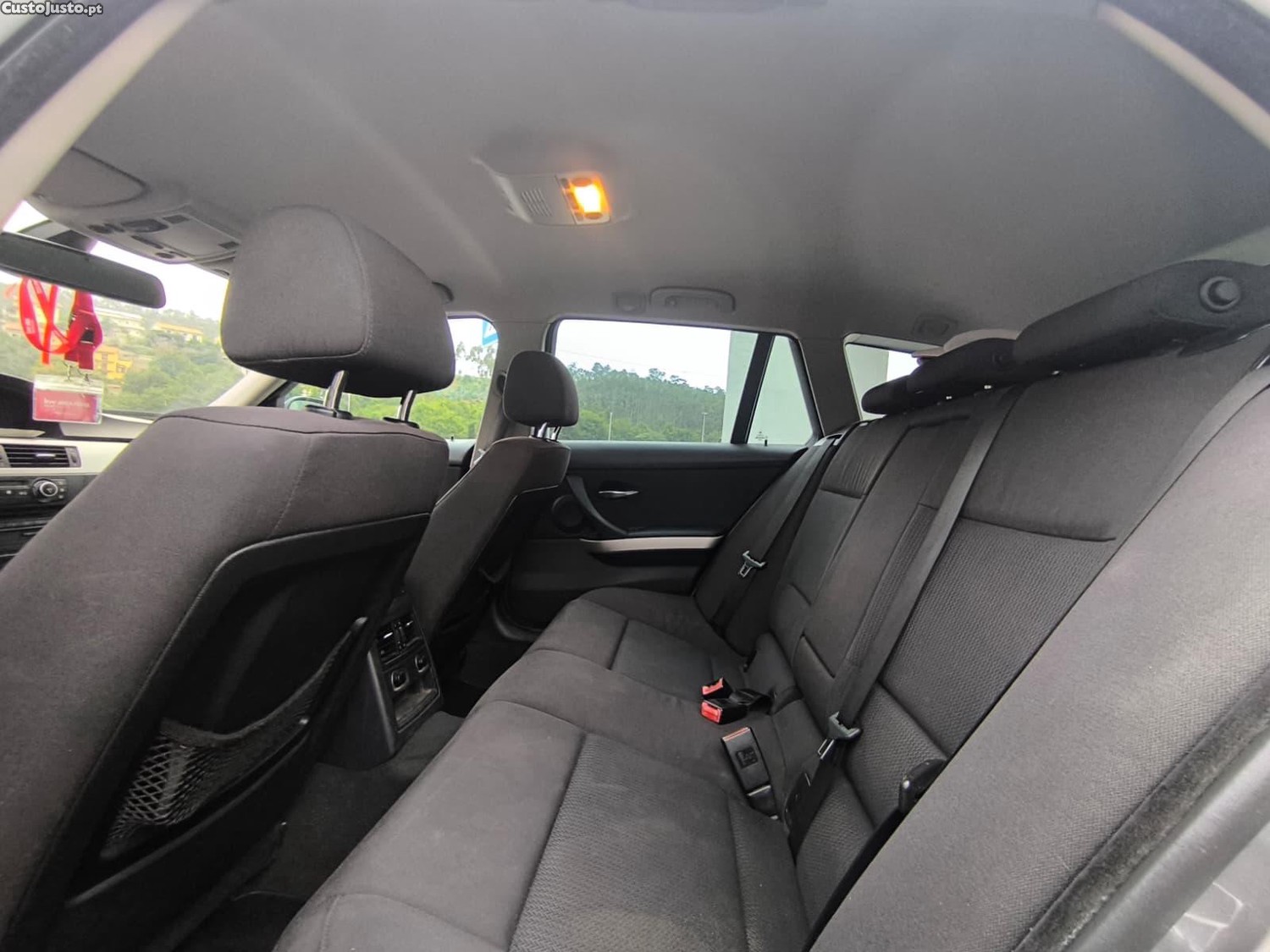 BMW 320 Sport — photo 4