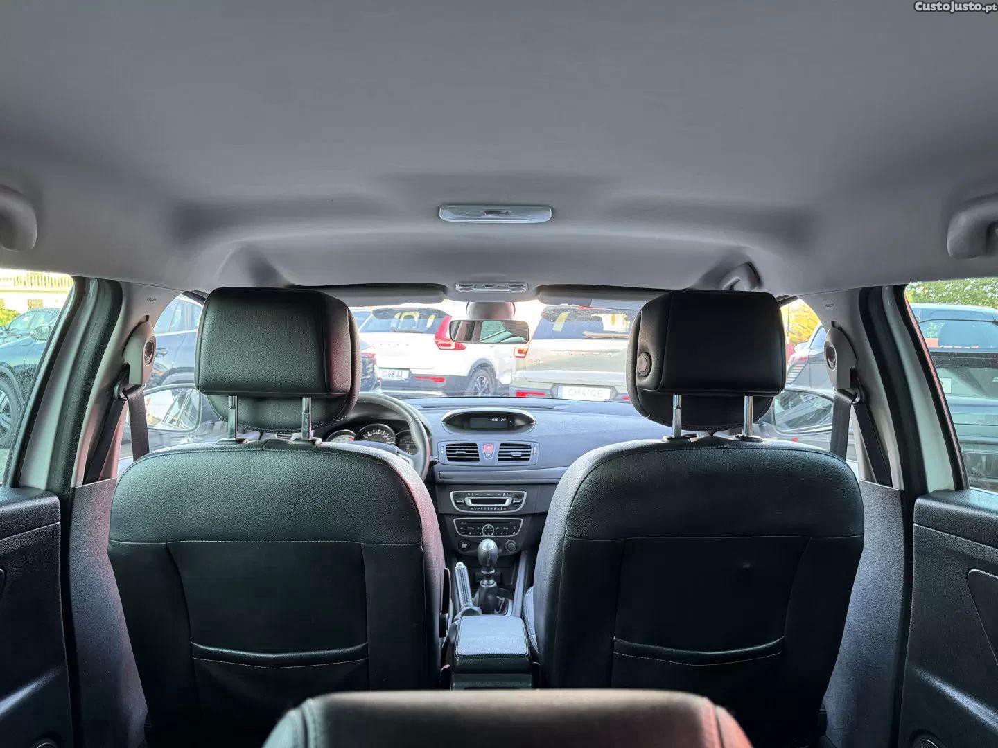 Renault Mégane 1.5 dci gt line ss — fotografia 16