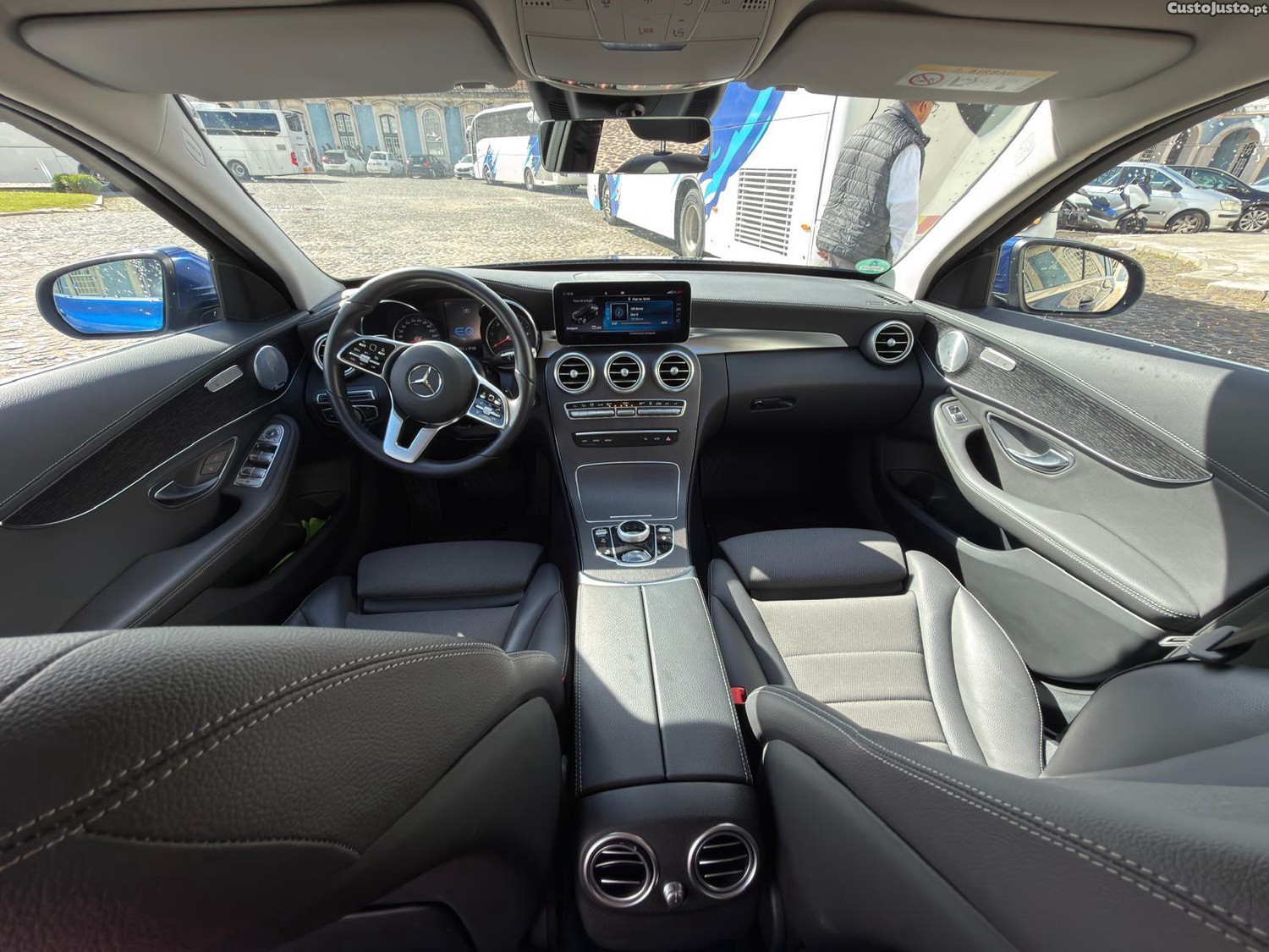 Mercedes-Benz C 300 c300de — fotografia 3