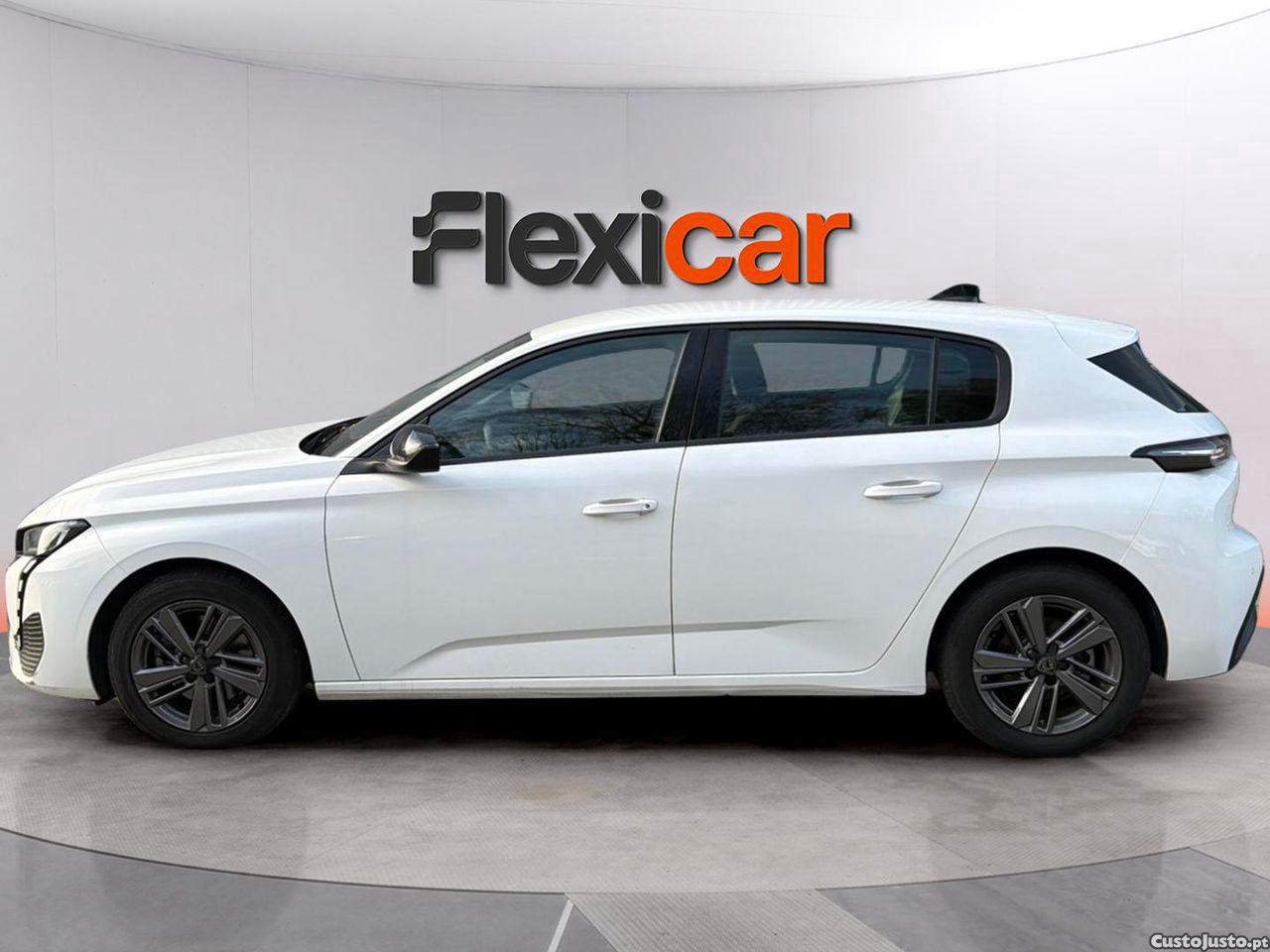 Peugeot 308 1.5 BlueHDi Active Pack — fotografia 14