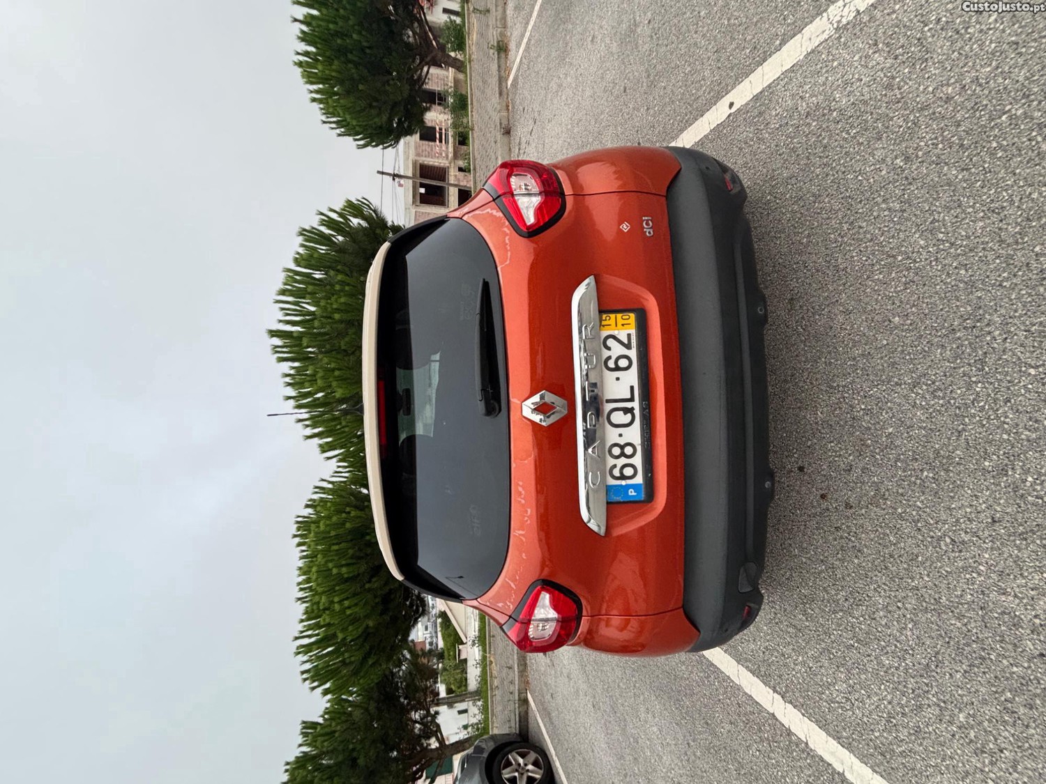 Renault Captur 1.5 DCI Exclusive — fotografia 4