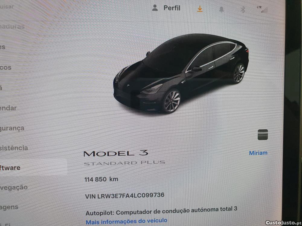 Tesla Model 3 Standard Range Plus — fotografia 2