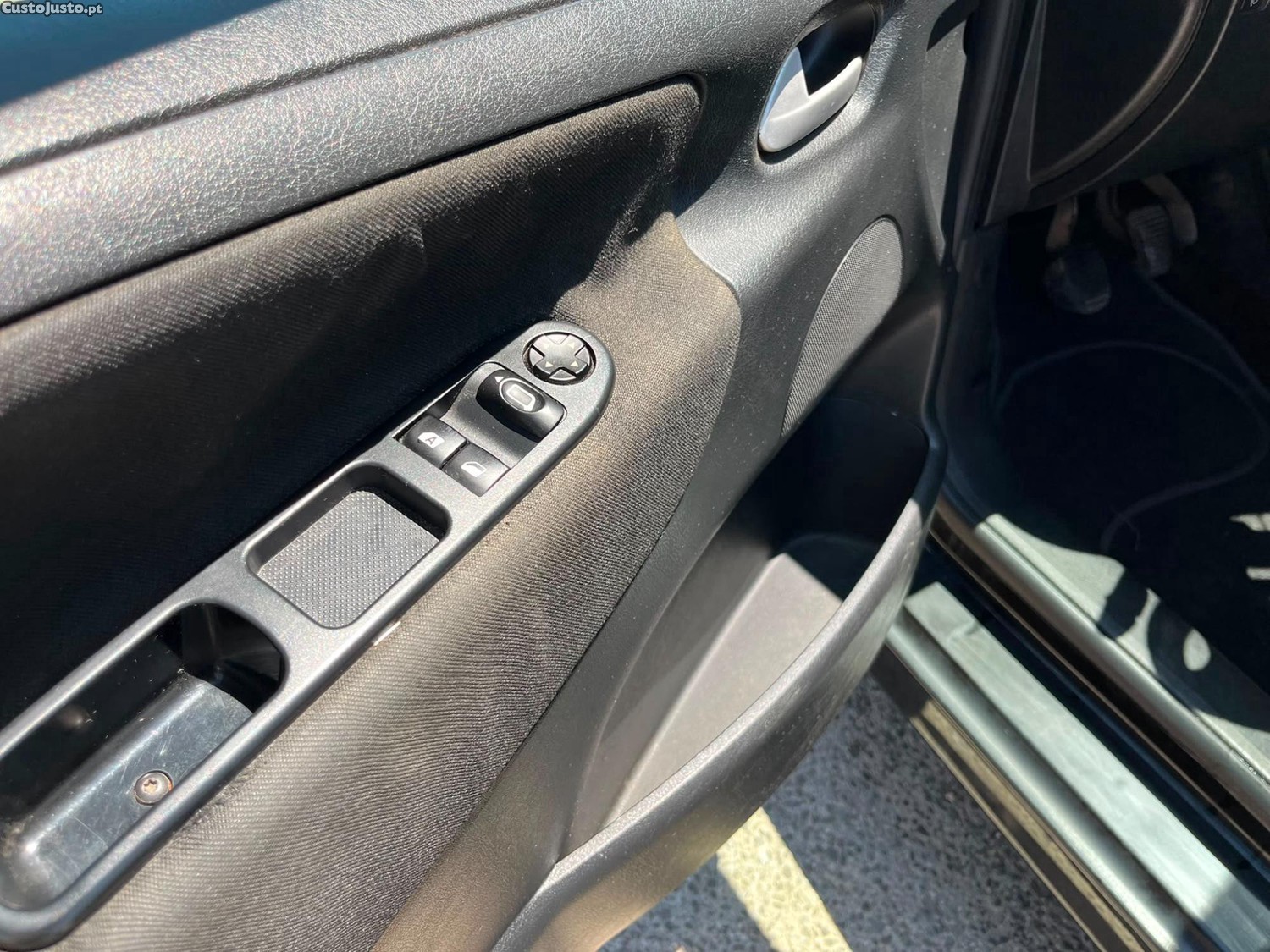 Peugeot 207 1.4 HDI — fotografia 4