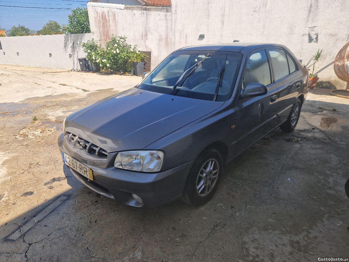 Hyundai Accent acc — fotografia 7