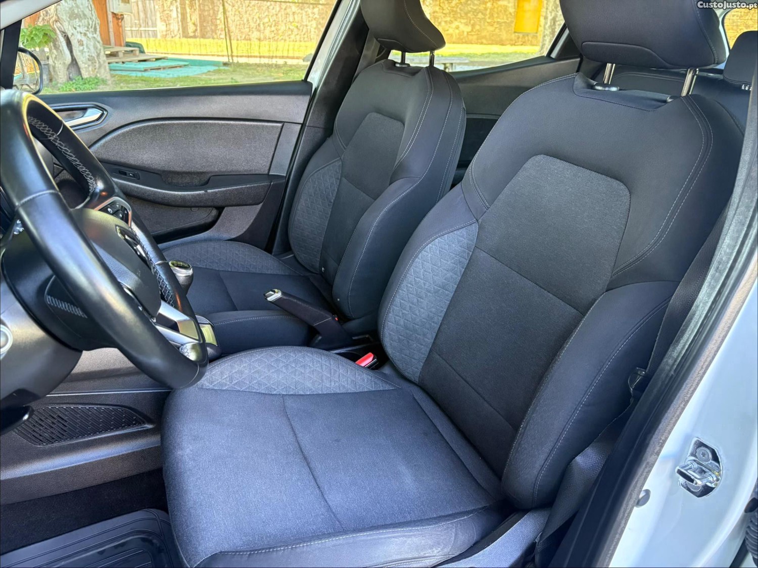 Renault Clio 1.5 DCI — fotografia 5