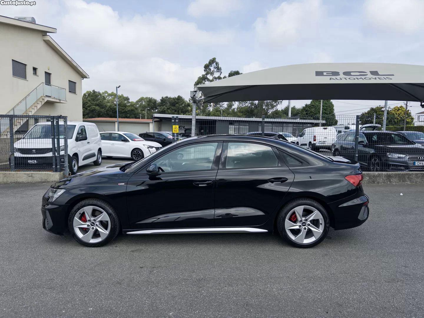 Audi A3 30 tfsi s-line — fotografia 22