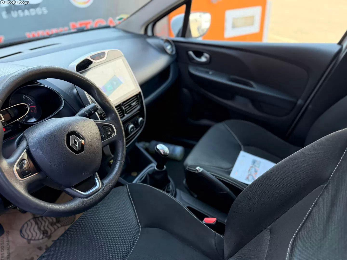 Renault Clio 1.5 dci zen - 16 foto 3