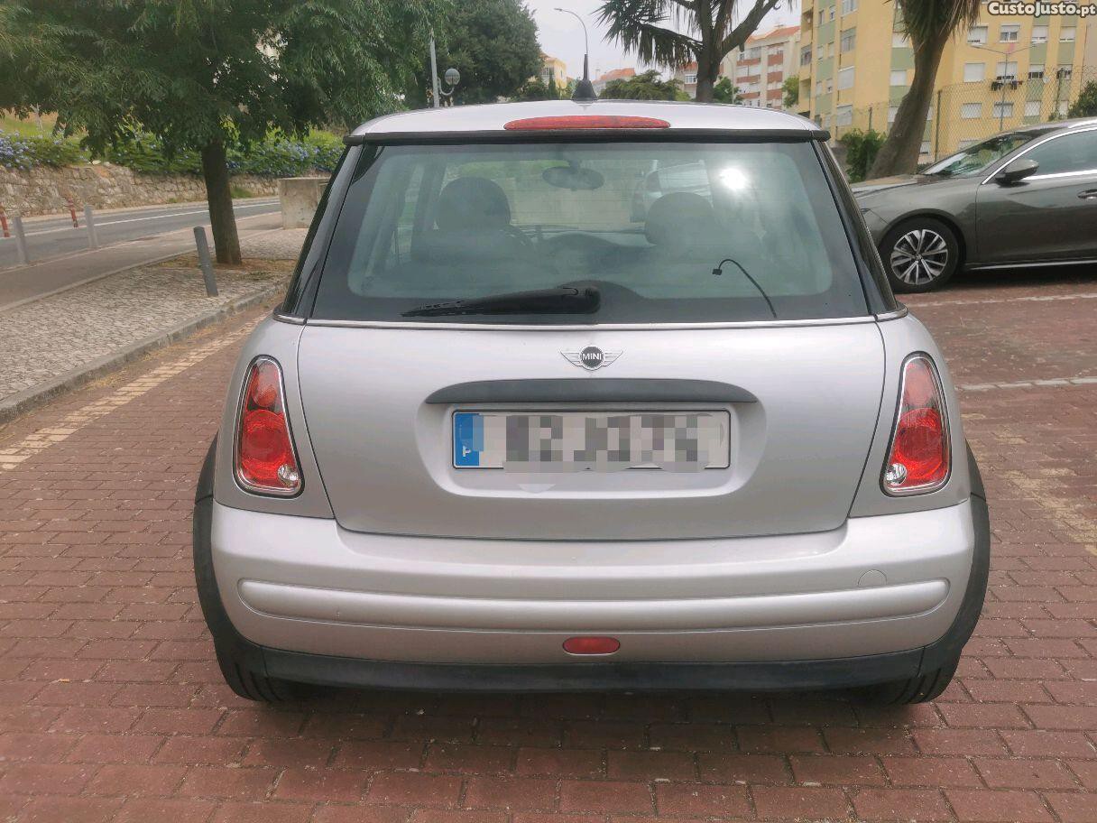 MINI One 1.4D (Motor Toyota) — fotografia 6