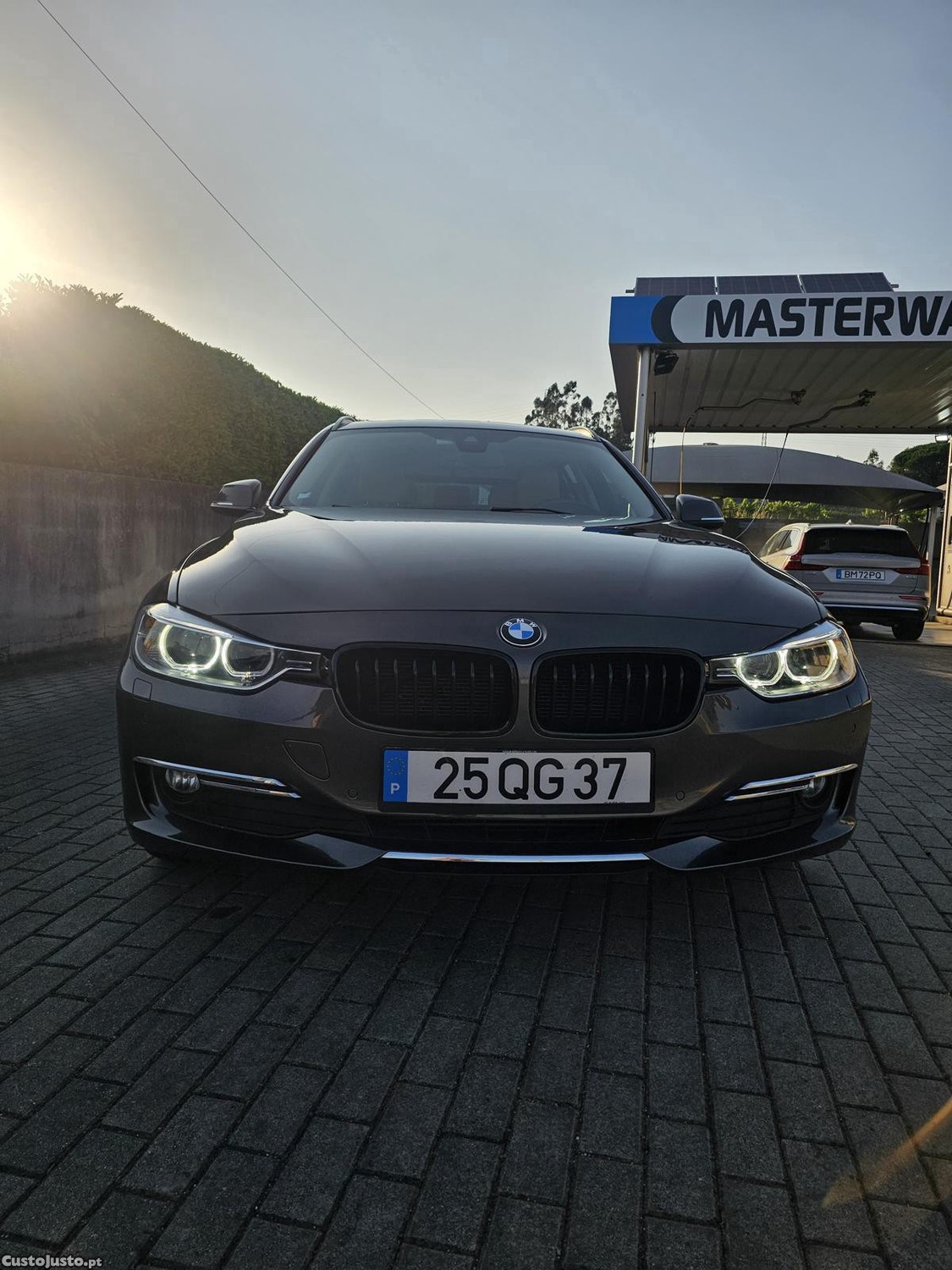 BMW 320 d Auto Line Luxury — fotografia 9