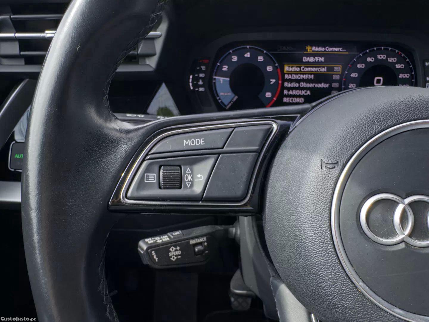 Audi A3 30 tfsi s-line — fotografia 8
