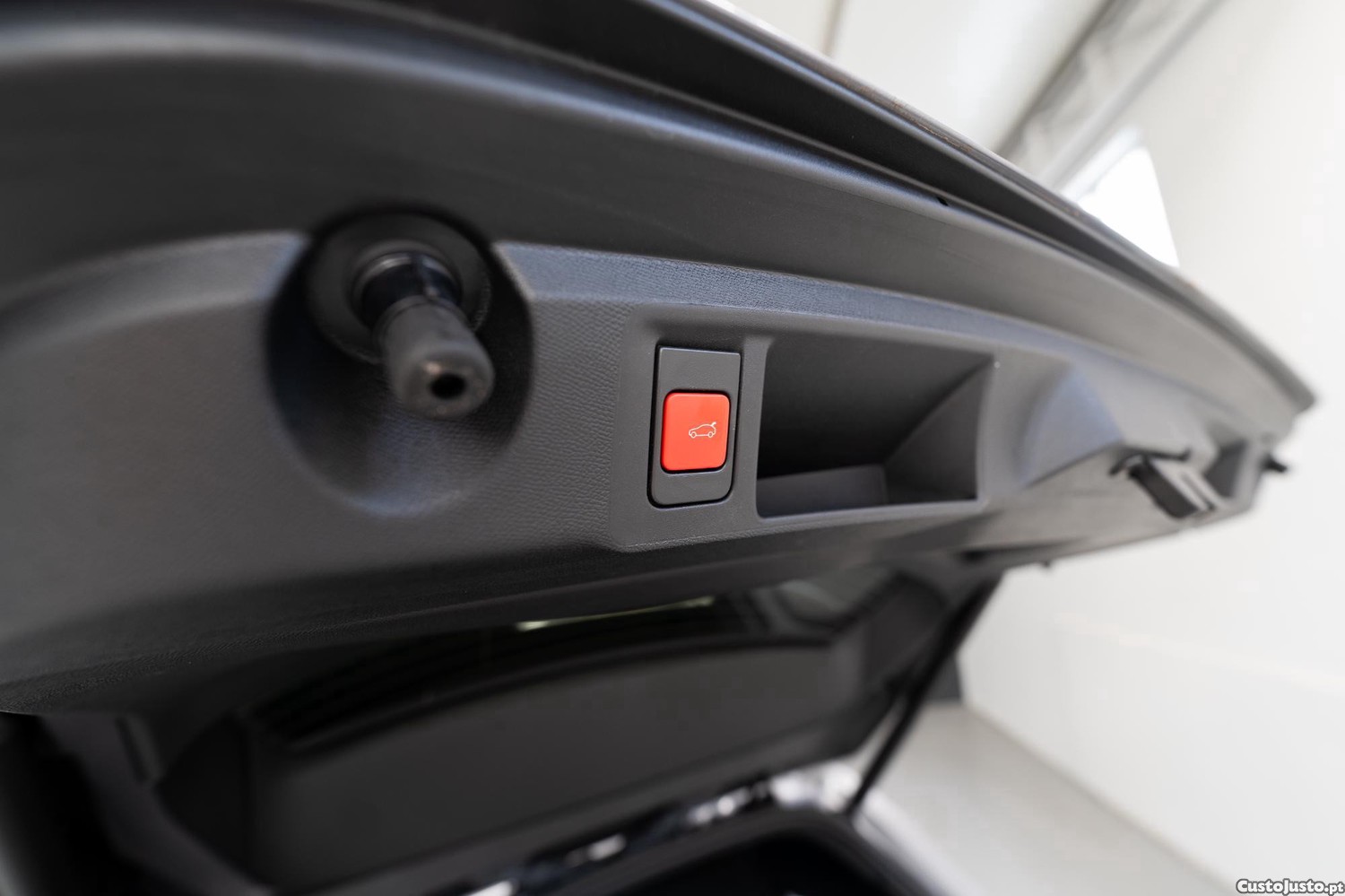 Peugeot 308 W 1.6 Hybrid GT e-EAT8 — fotografia 3