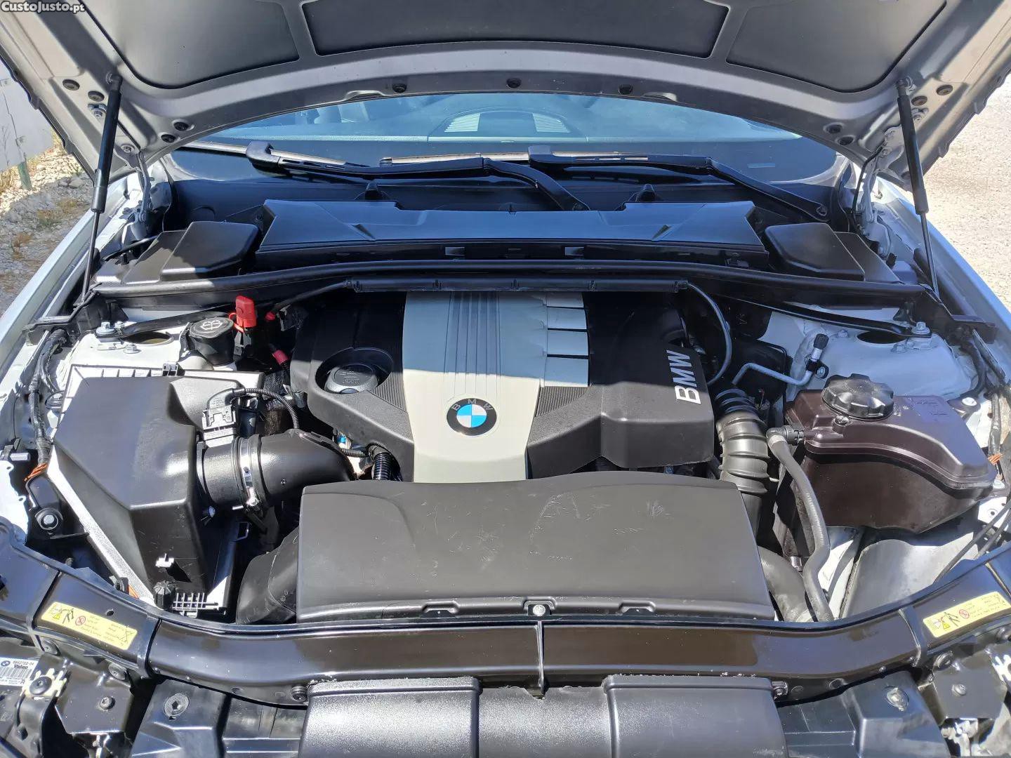 BMW 318 D auto line sport — fotografia 2