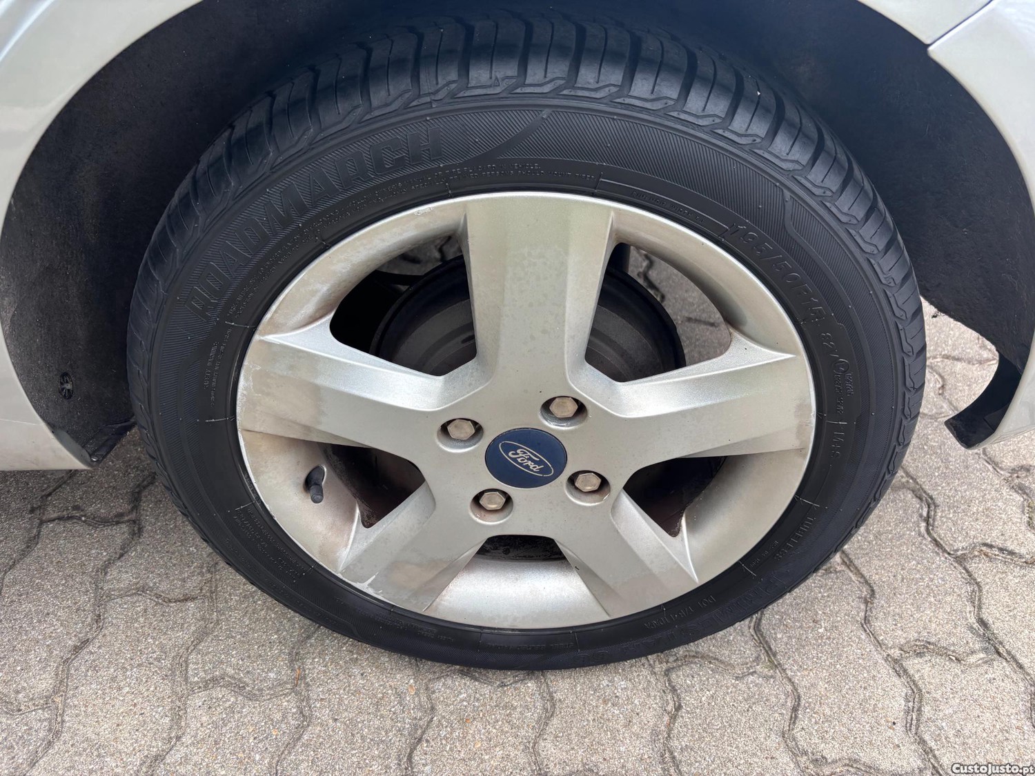 Ford Fiesta 1.4 TDCi Trend — fotografia 9