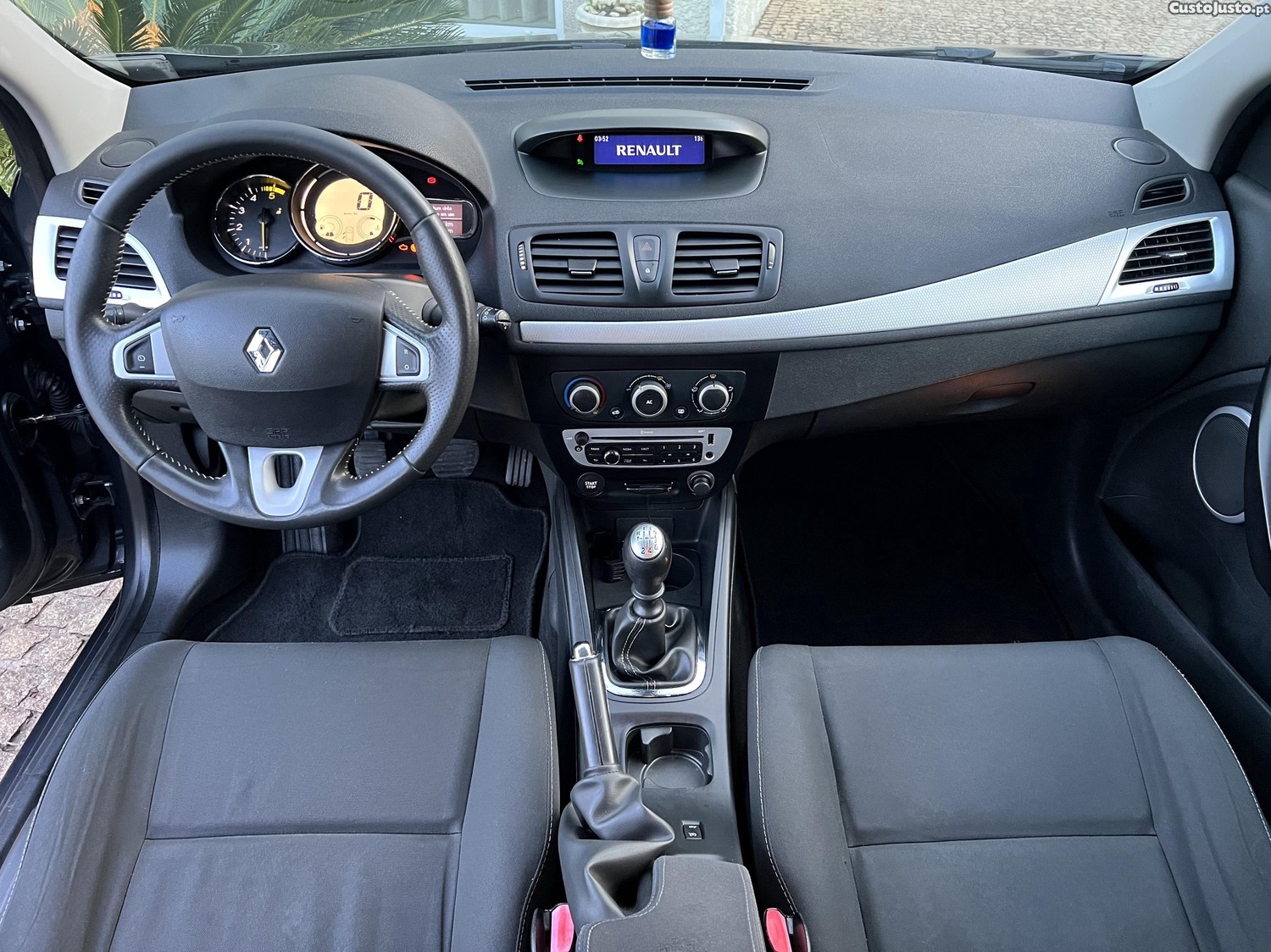 Renault Mégane 1.5 dCI 110cv NACIONAL - 12 foto 5