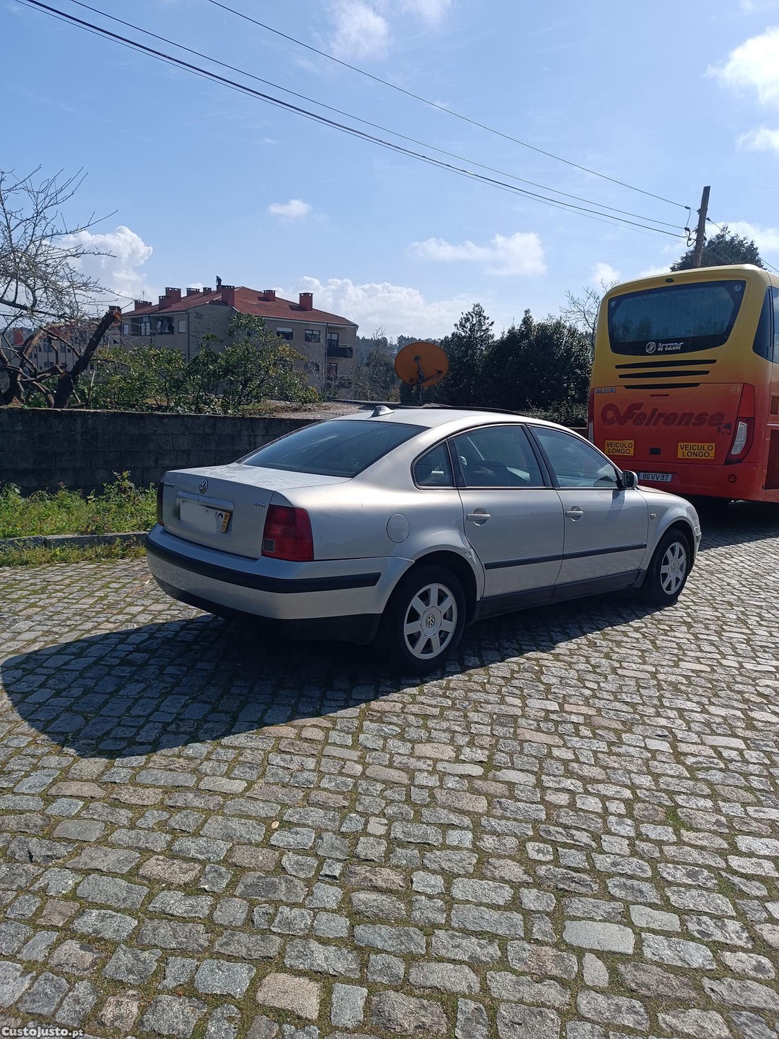 Volkswagen Passat 1.9 tdi 110cv — fotografia 2