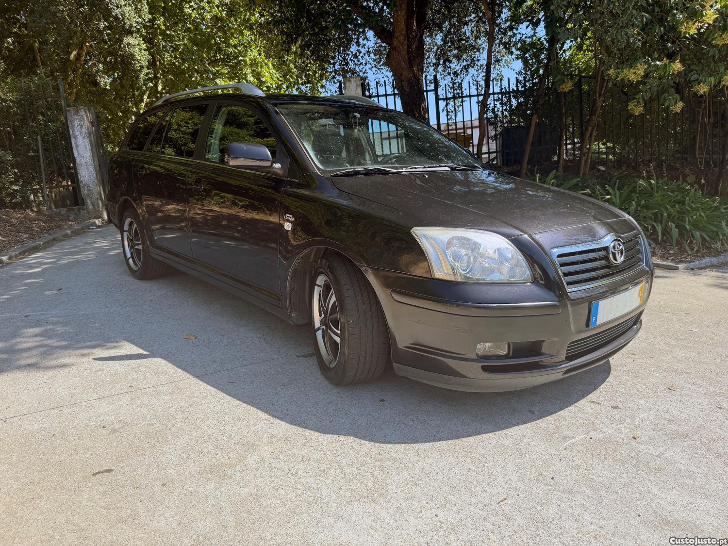 Toyota Avensis SW 2.0 D-4D — fotografia 7