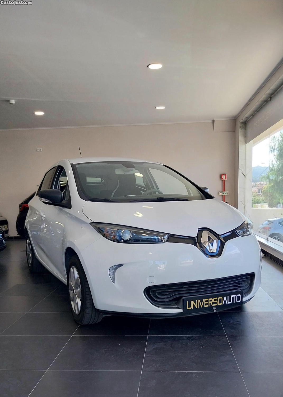 Renault Zoe Life 40 | Baterias próprias| Nacional | Iva discriminado — fotografia 11