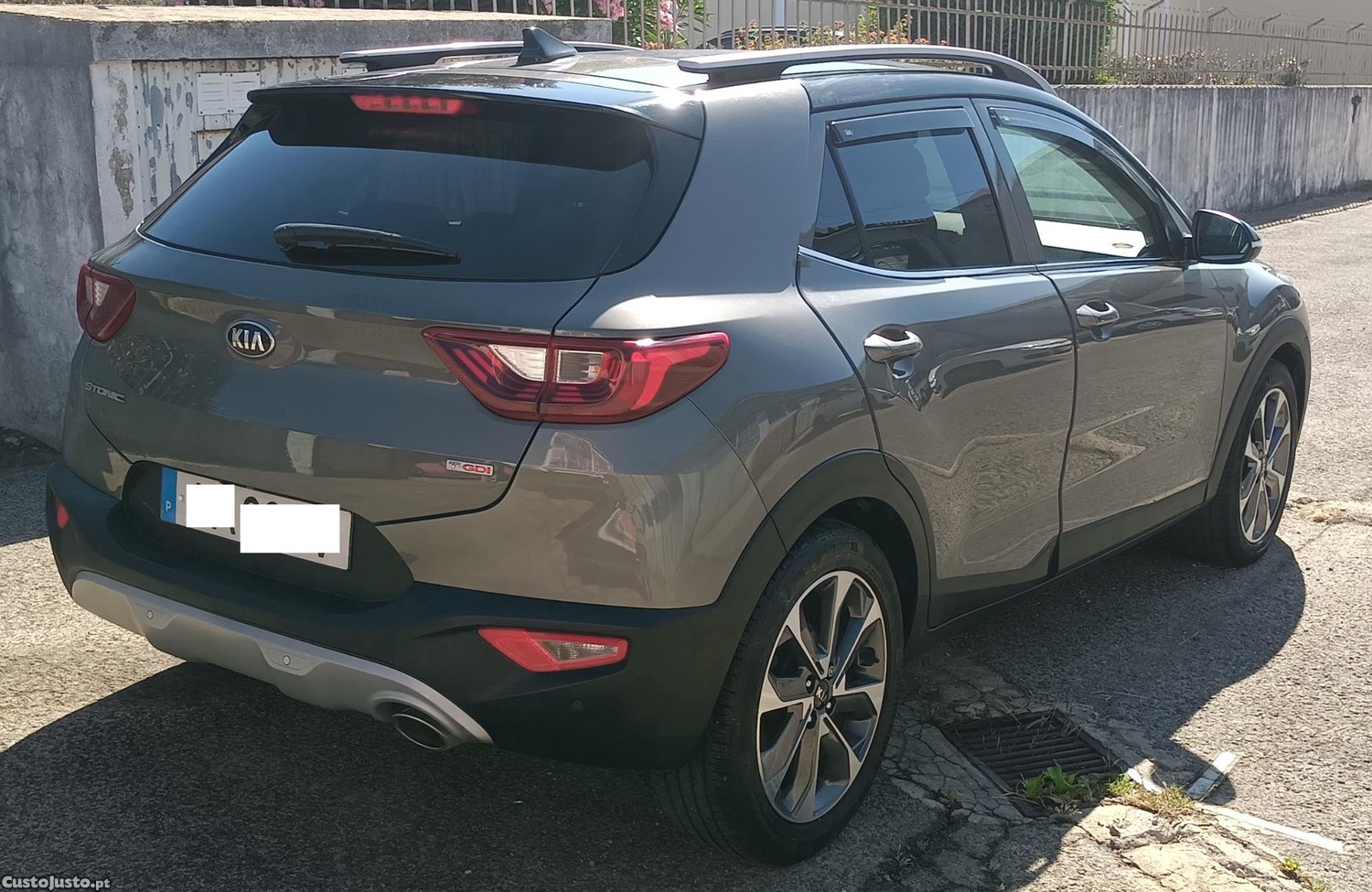 Kia Stonic 1.0 T-GDI 120cv Tech - 20 foto 2