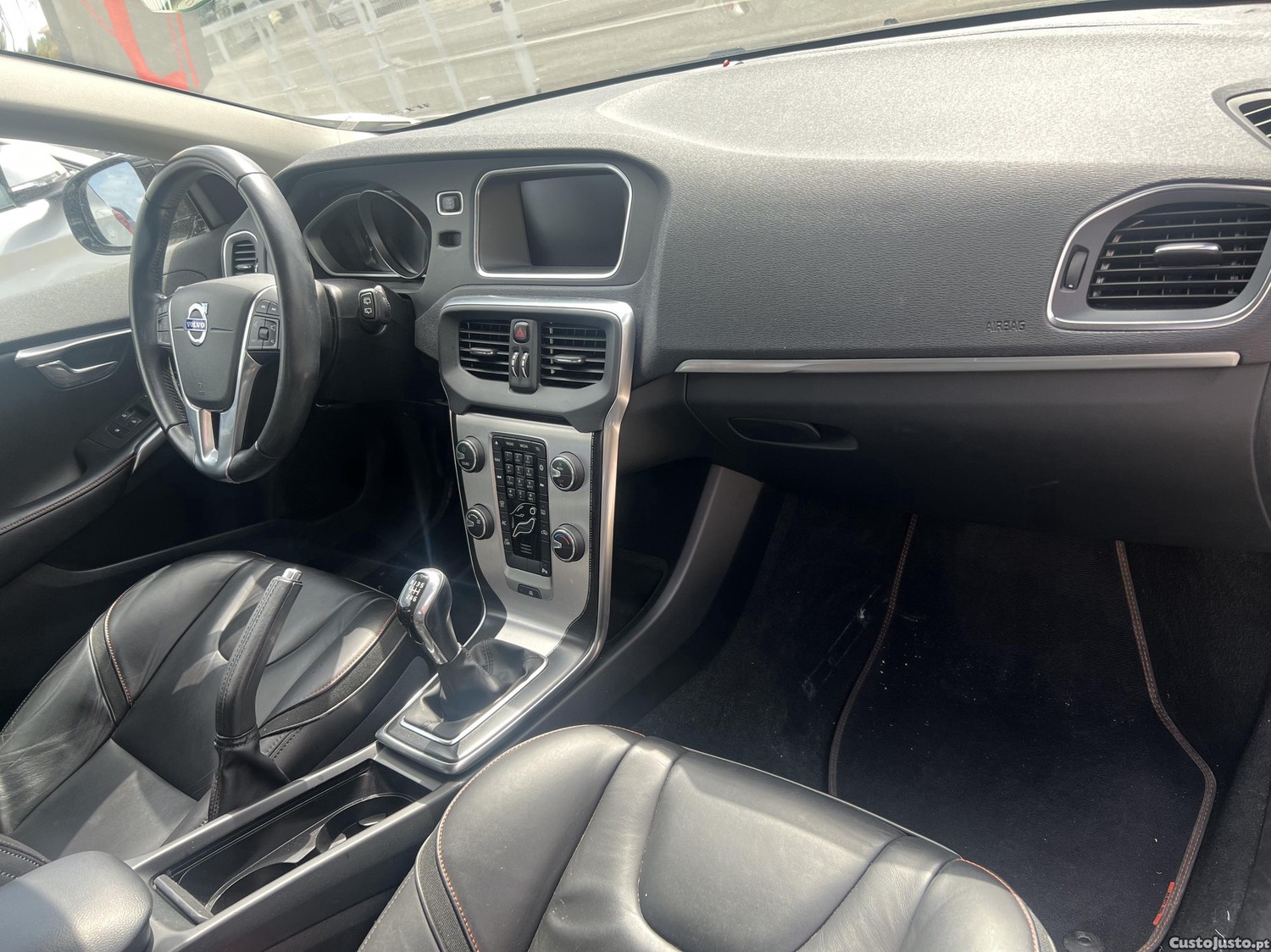 Volvo V40 1.6 D2 Ocean Race — fotografia 8