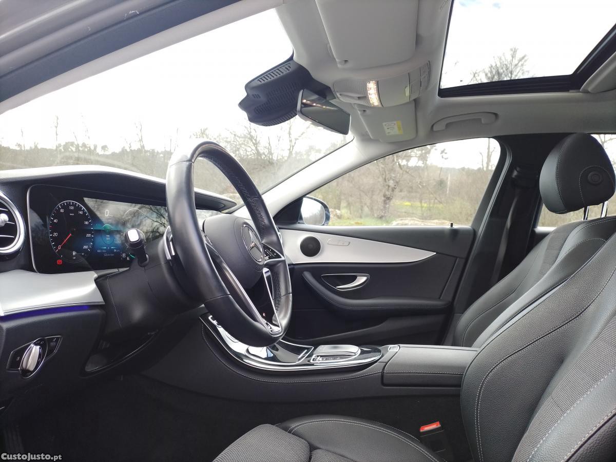 Mercedes-Benz E 300 EQ Híbrido Plug-in - 21 — photo 3