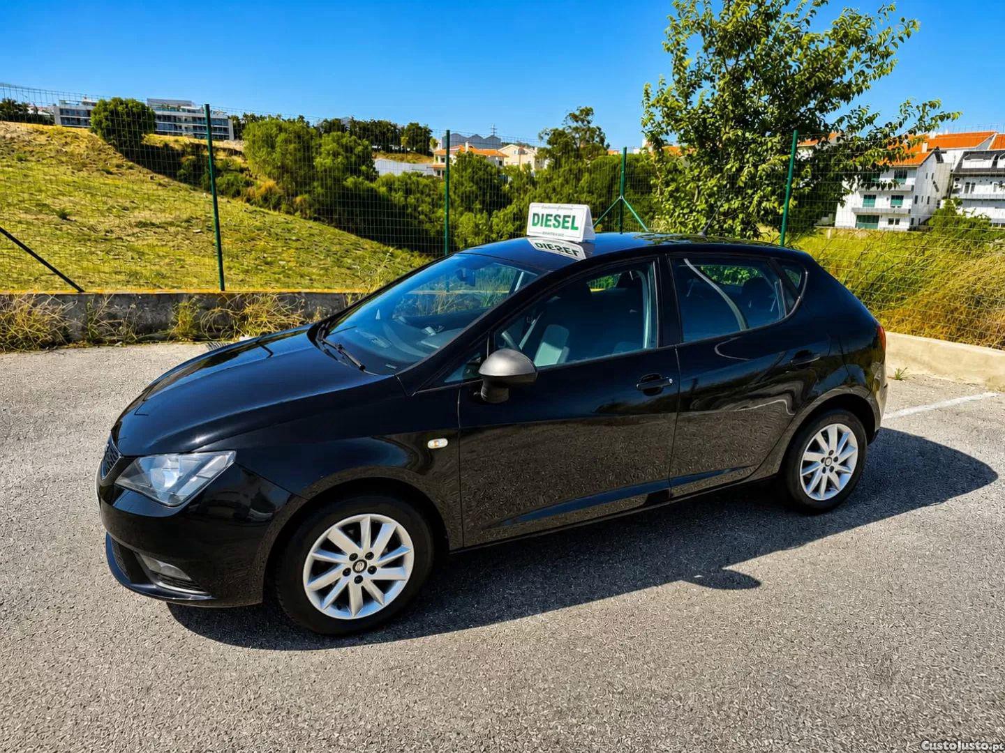 SEAT Ibiza 1.4 tdi reference — fotografia 13