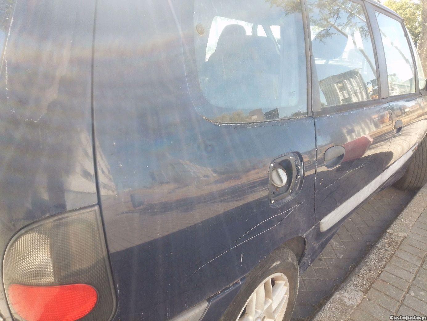 Renault Espace 2.2 diesel — fotografia 9