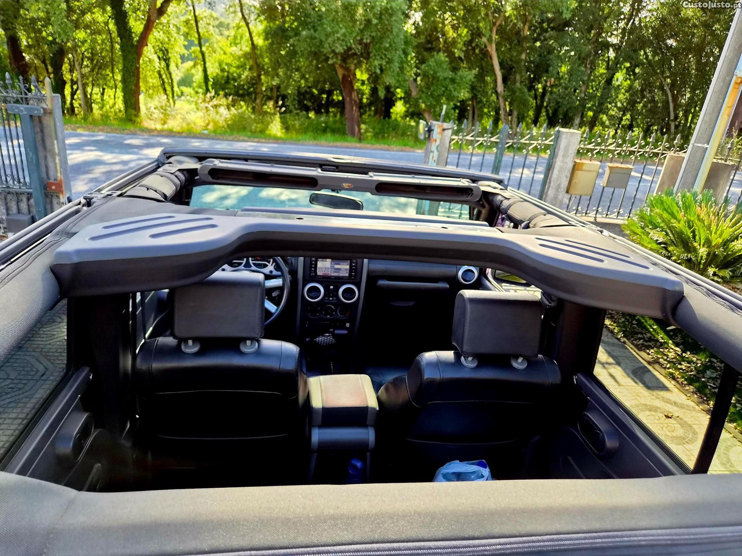 Jeep Wrangler Unlimited 2.8 CRD Sahara — fotografia 6