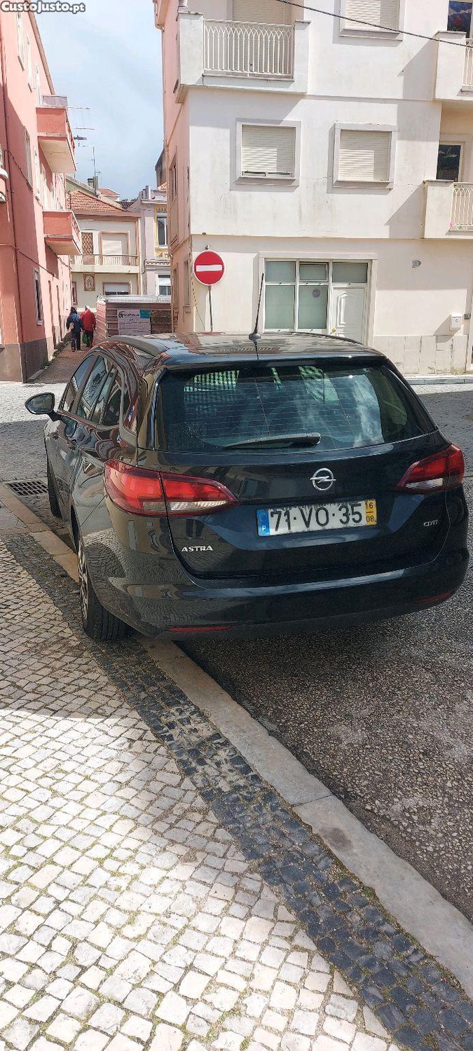 Opel Astra sw — fotografia 4