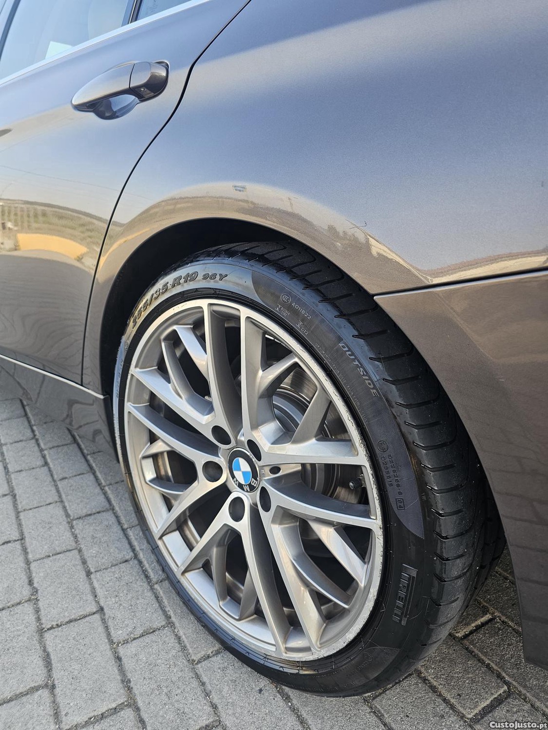 BMW 320 d Auto Line Luxury — fotografia 5
