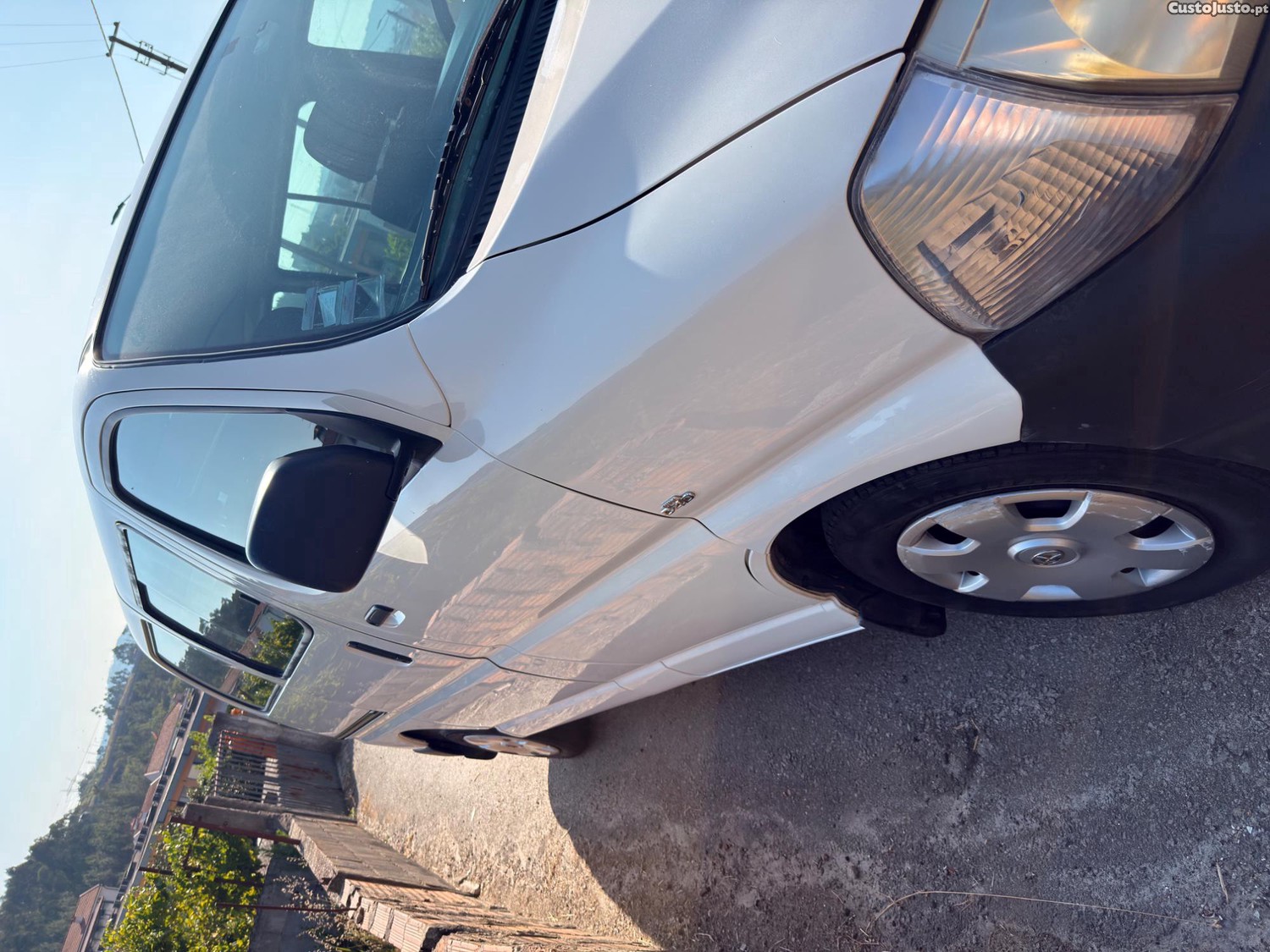 Toyota Hiace (21Jk11) 2.6-N — fotografia 8