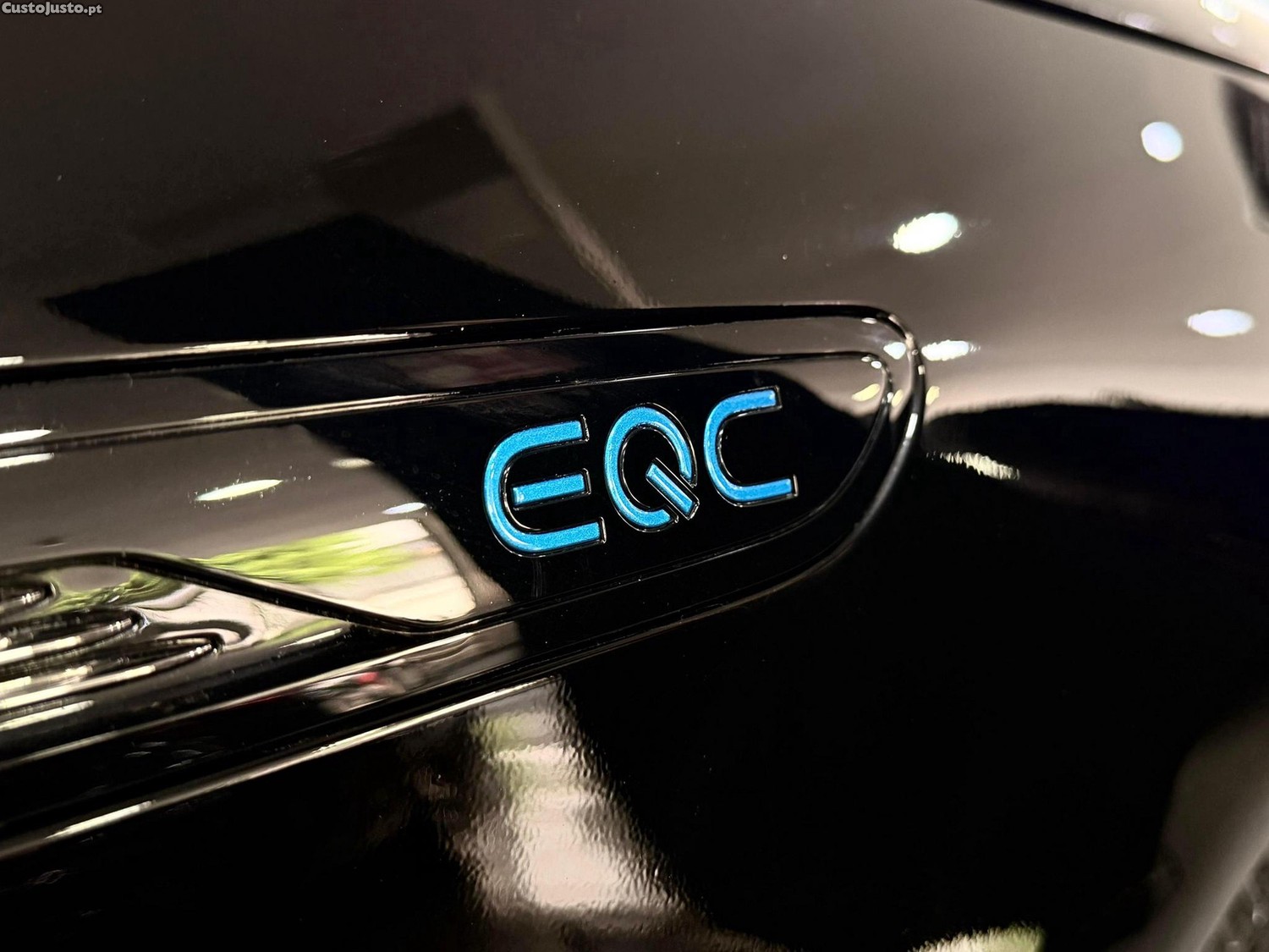 Mercedes-Benz EQC 400 400 4Matic AMG Line - 20 — photo 4