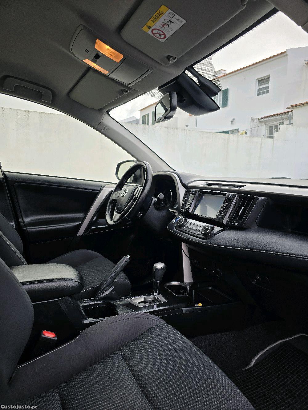 Toyota RAV4 Rav4 Híbrido exclusivo HDF - 17 — photo 3