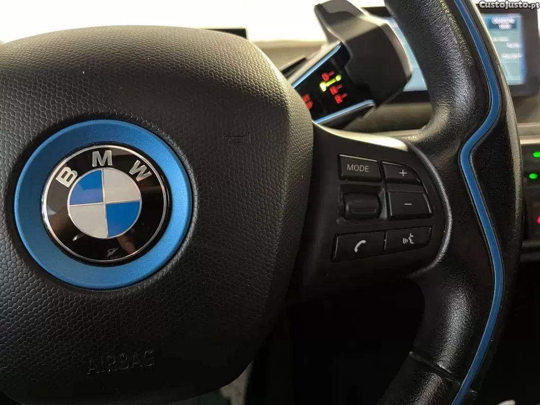 BMW i3 (60 ah) — fotografia 16