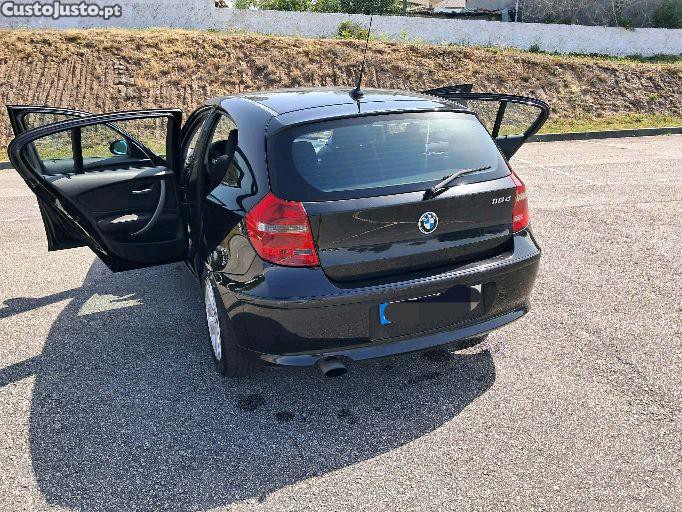 BMW 118 143cv — fotografia 9