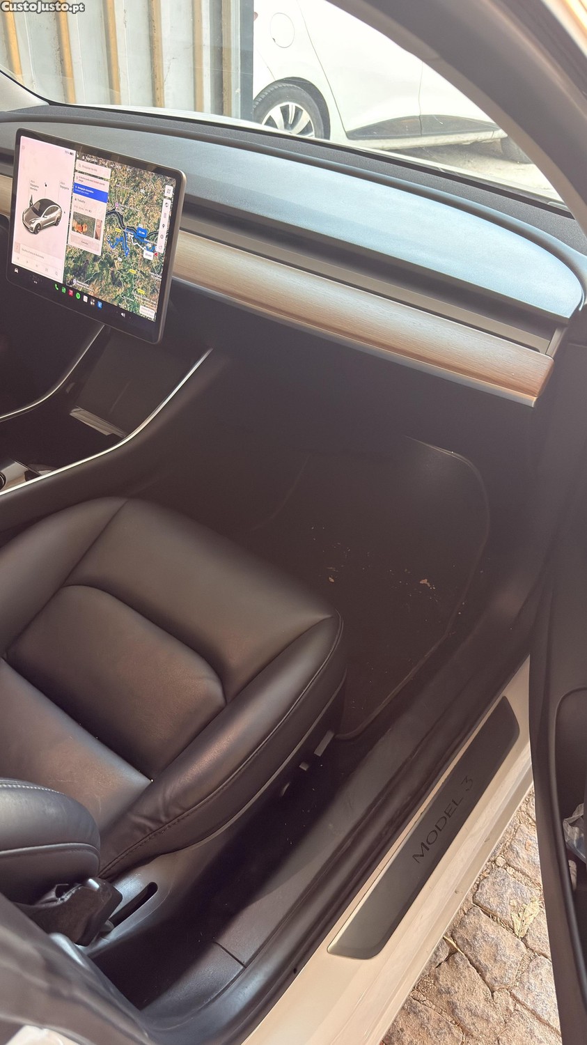 Tesla Model 3 Dual Motor Long Range — fotografia 3