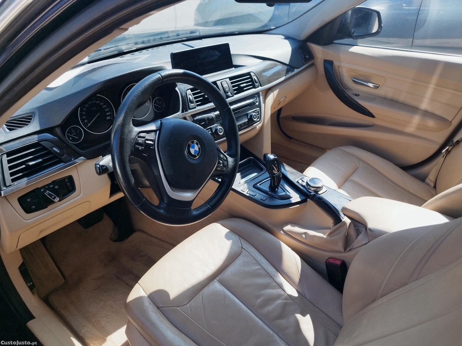 BMW 320 2.0 D TOURING F31 AUTO — fotografia 4