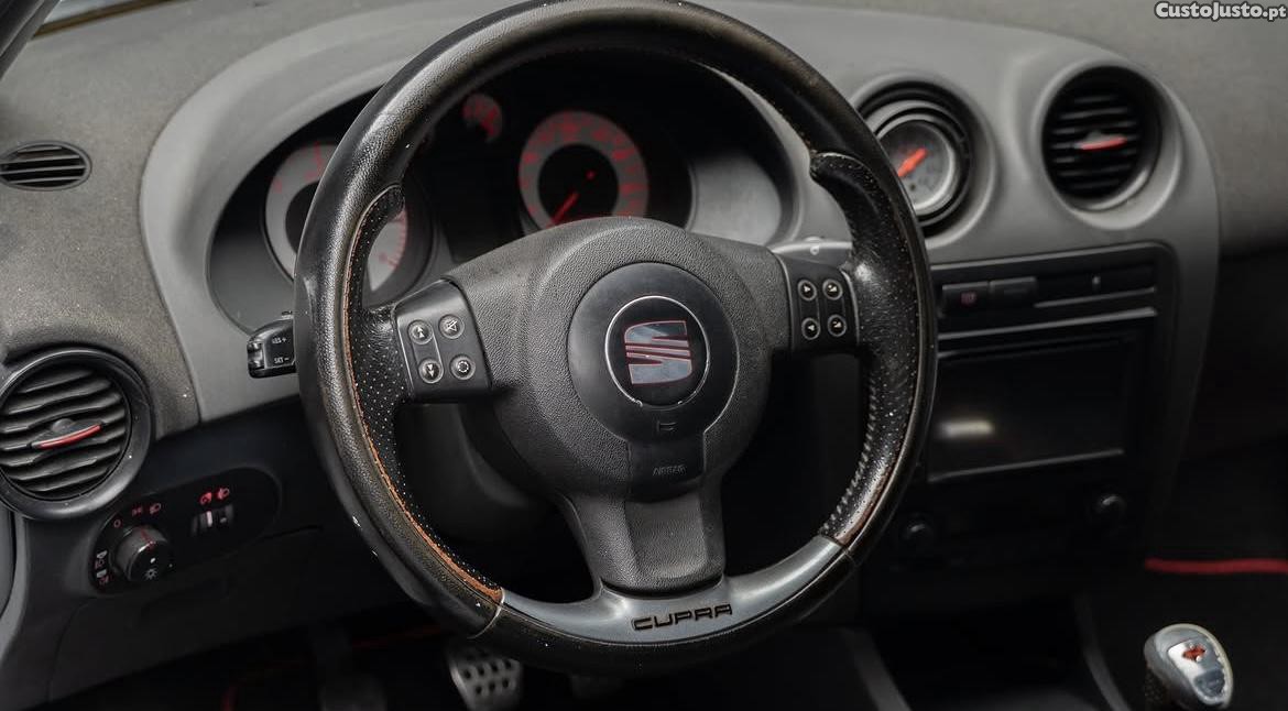 SEAT Ibiza Cupra — fotografia 5