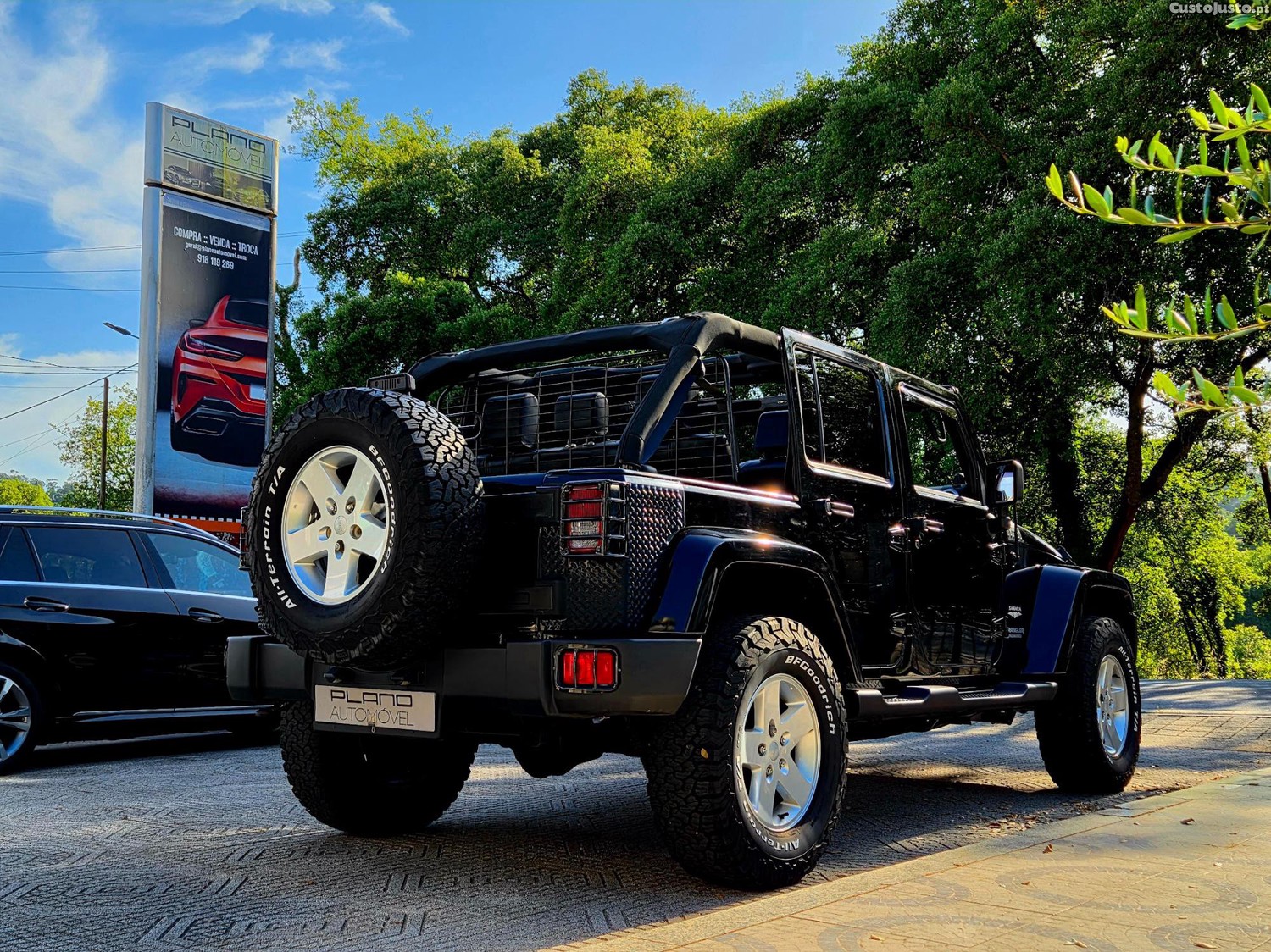 Jeep Wrangler Unlimited 2.8 CRD Sahara — fotografia 3
