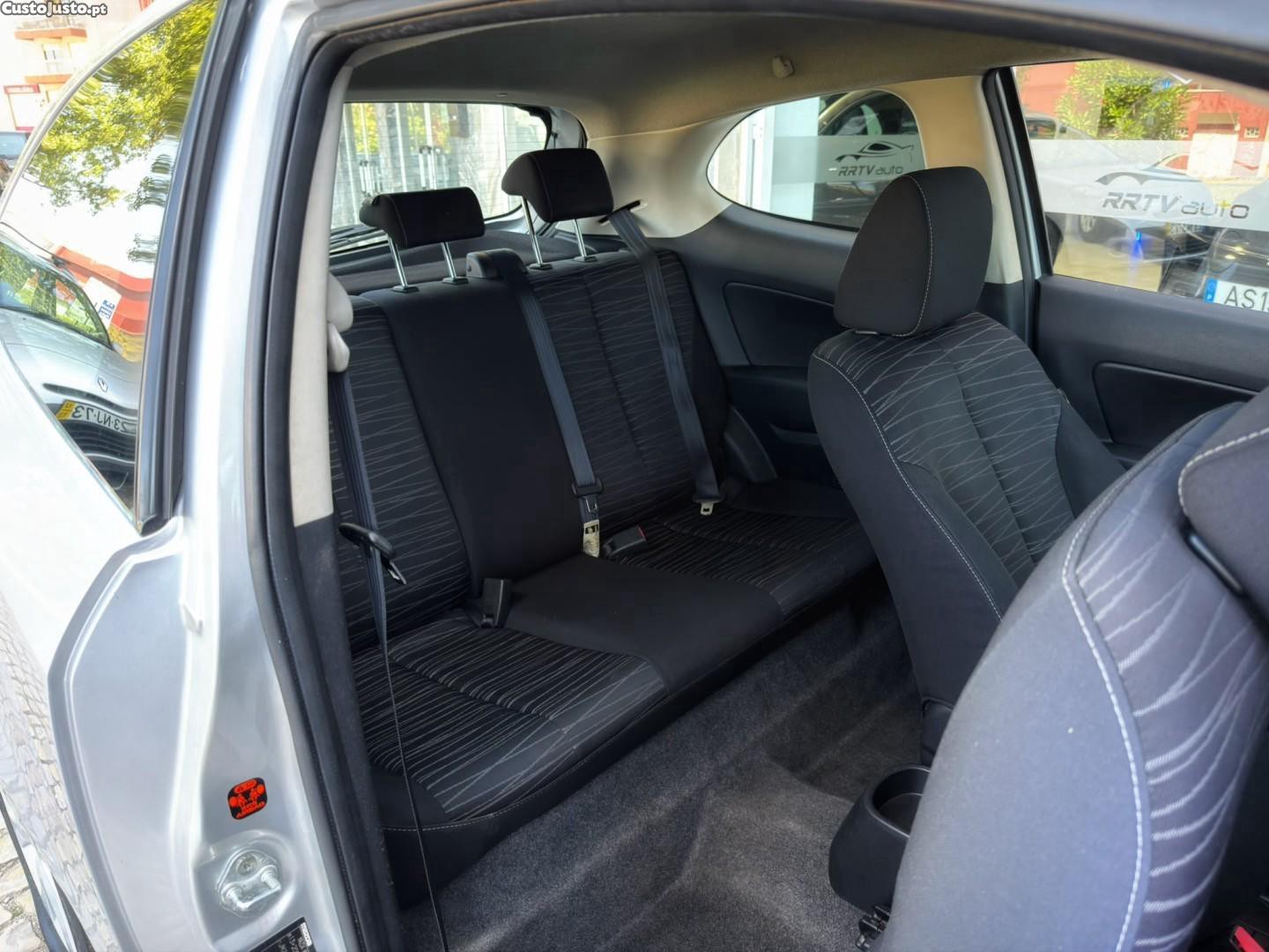 Mazda 2 1.3 MZR Comfort — fotografia 15