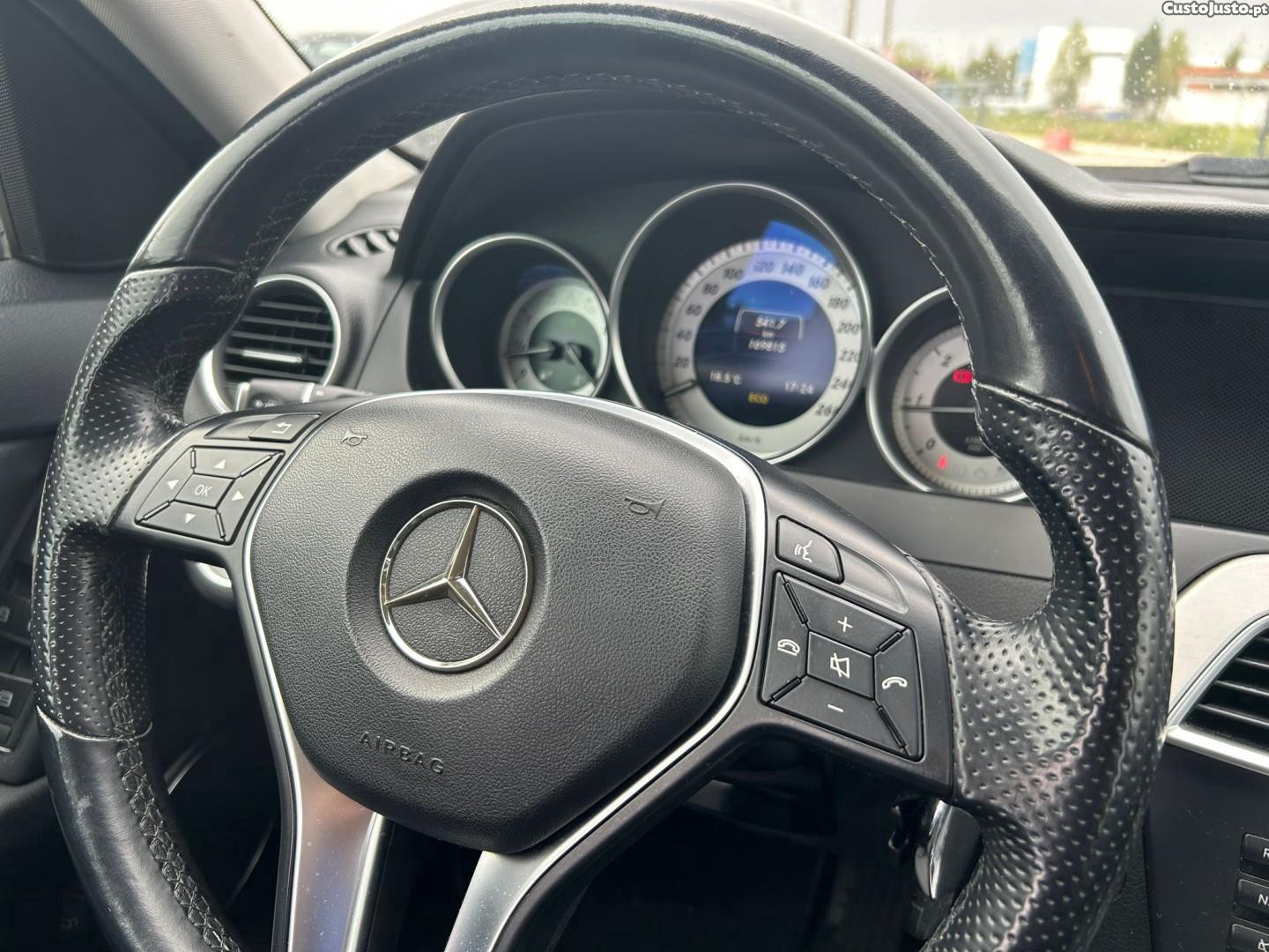 Mercedes-Benz C 220 CDi Avantgarde BE — fotografia 5