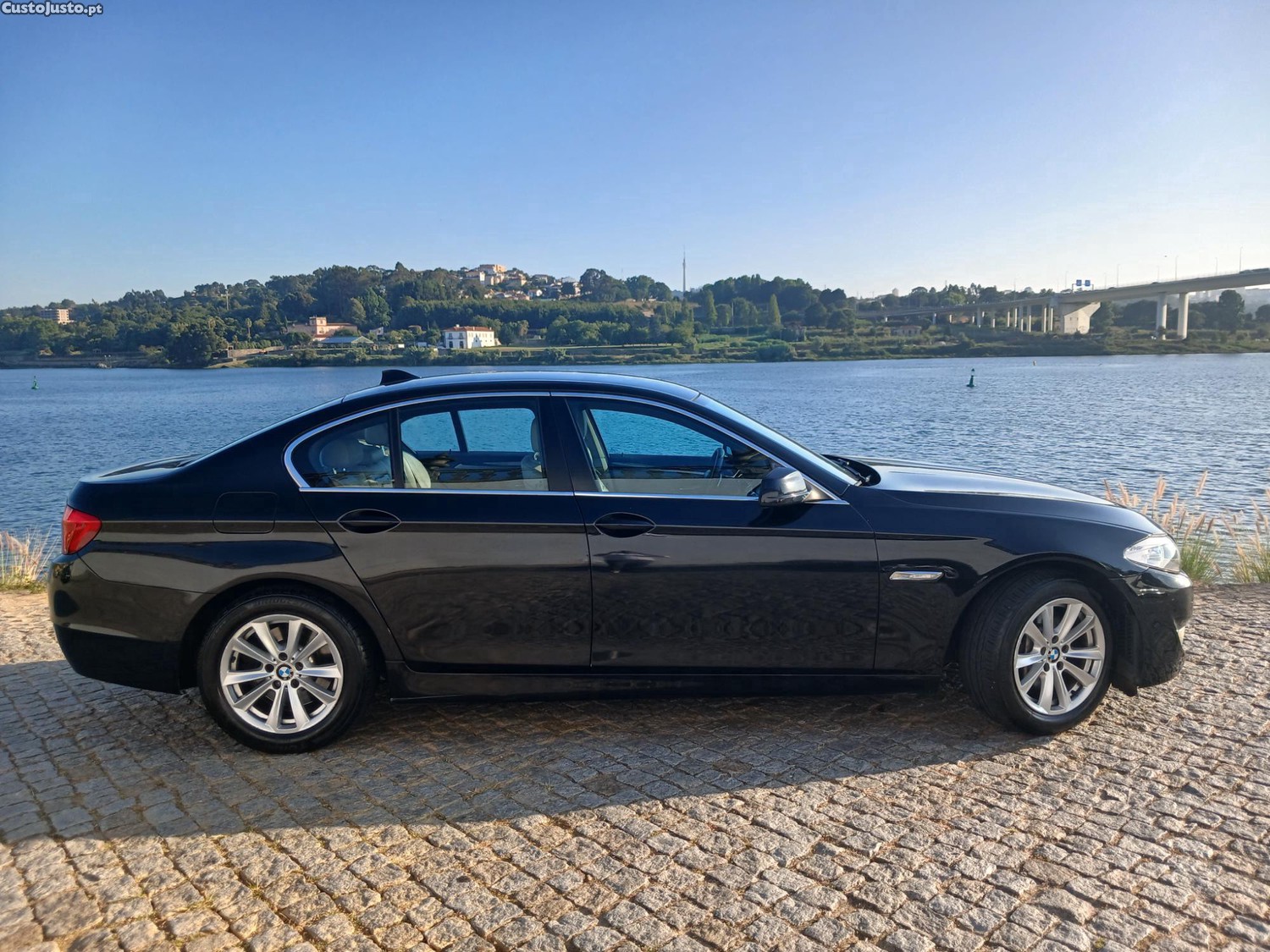 BMW 525 d x drive — fotografia 7