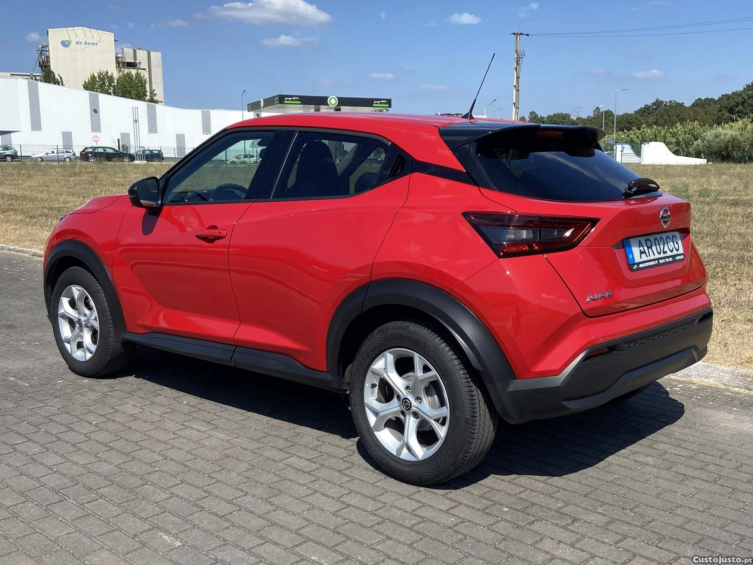 Nissan Juke 1.0 DIG-T Acenta — fotografia 17