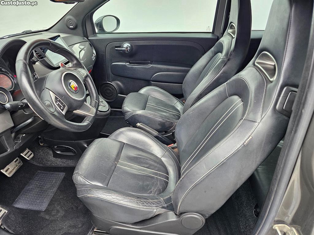 Abarth 500 CAbrio 1.4Tjet 140cv CX/Auto 05/2012 — fotografia 11