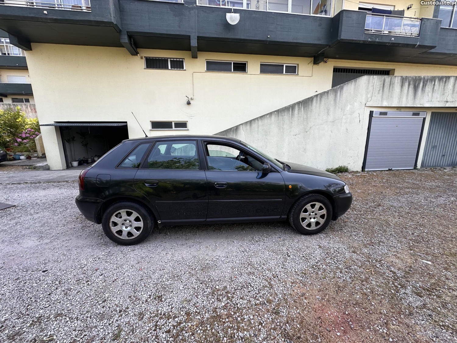 Audi A3 1.6 — fotografia 5