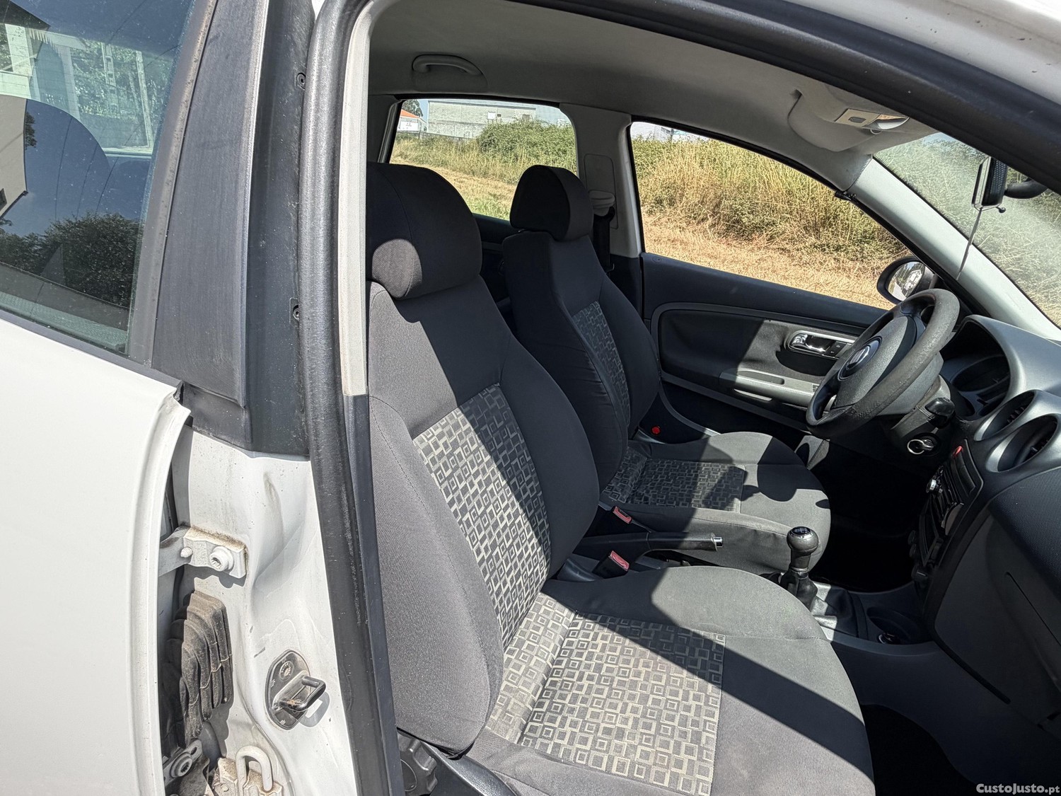 SEAT Ibiza 1.4TDI — fotografia 4